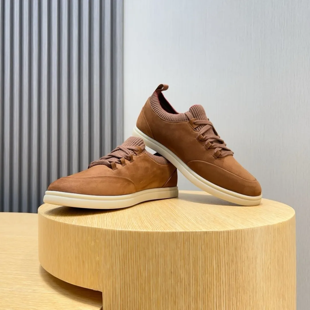 Men's men's shoes 💰P500💰[loro piana] The new moccasin shoes are popular all over the world, and the official website is selling like hotcakes. The upper is made of original first-layer cowhide and matched with original rubber soles. It is a classic. The complex craftsmanship and meticulous structure make the shoes light and soft, allowing you to walk comfortably and freely. Perfect for summer wear. Yardage: 38-45. (45 is custom-made and cannot be returned or exchanged)